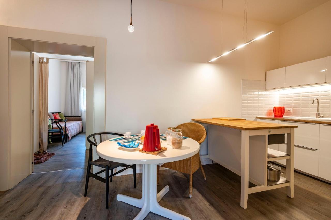Snug Apartment With Private Courtyard M0270422677 Venedig Eksteriør billede