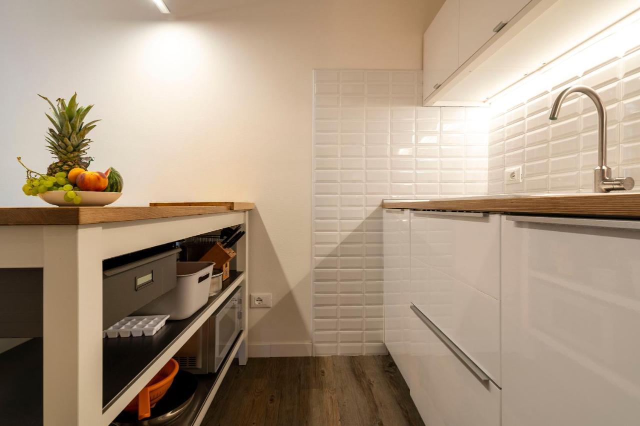Snug Apartment With Private Courtyard M0270422677 Venedig Eksteriør billede